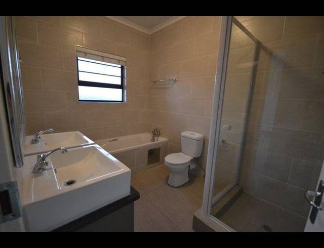 3 BEDROOM TOWNHOUSE FOR SALE IN MEYERSDAL NATURE ESTATE